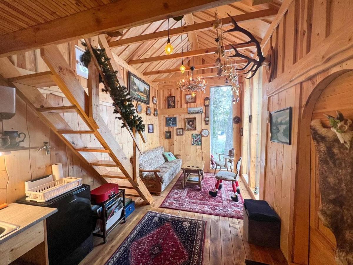 Lici  Dragon House In The Tree! Jacuzzi, Sauna ,Cinema,Heated מראה חיצוני תמונה